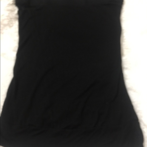 Beautiful top - Picture 4 of 7